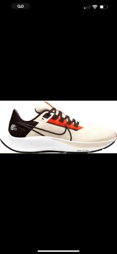 Nike Air Zoom Pegasus 38 CLEVELAND BROWNS NFL Men's Shoes Size 8 DJ0815-100