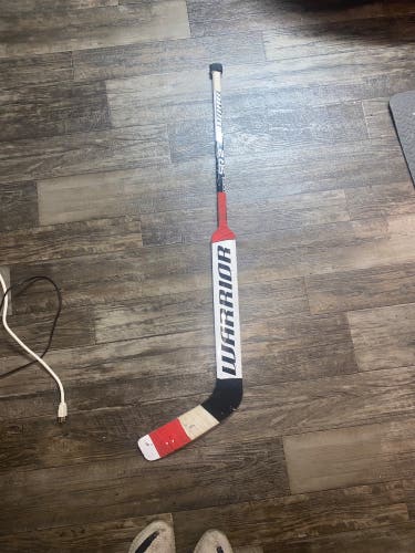 Intermediate Right Handed Mid Pattern Hockey Stick