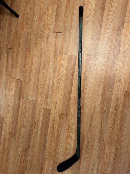 Used Right Handed P28 Trigger 6 Pro Hockey Stick