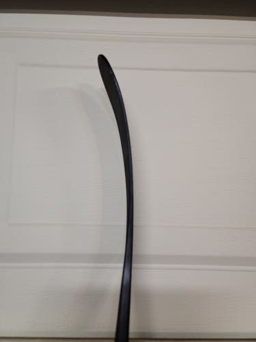 2 New Pro Stock Right Handed CCM JetSpeed Hockey Sticks