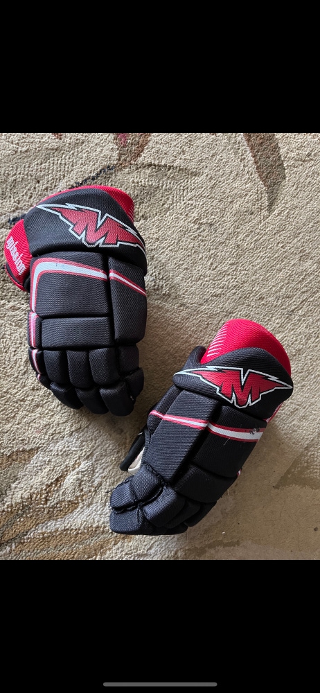 Mission hockey gloves size 11