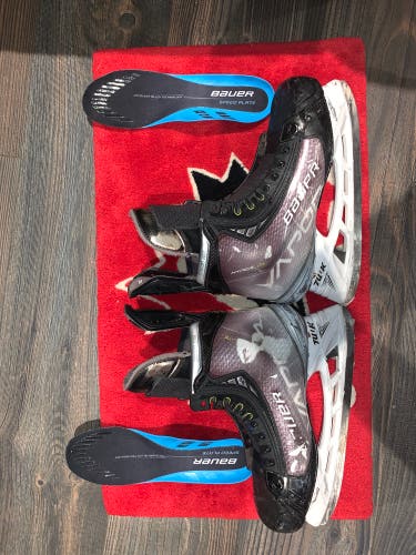Pro Stock Vapor Hyperlite Hockey Skates Sz7