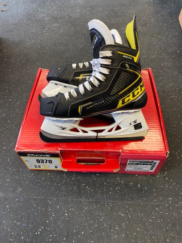 CCM Size 3.5 Tacks 9370 Hockey Skates
