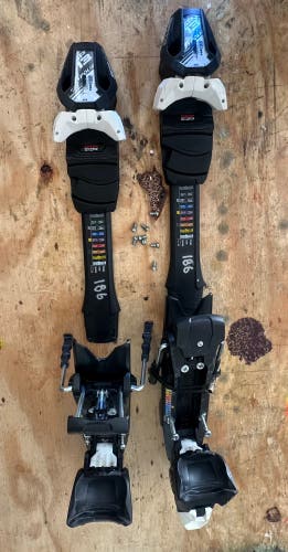 Used Tyrolia SP13 Demo Ski Bindings