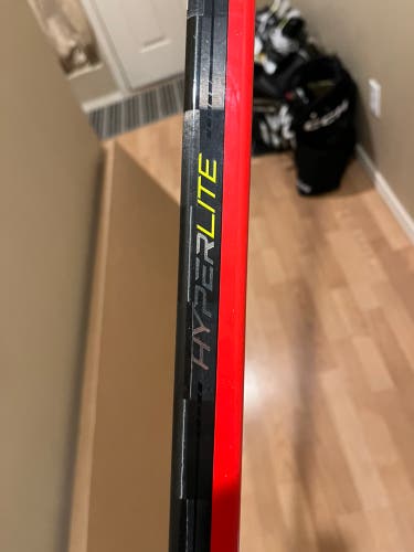 Bauer Hyperlite intermediate Stick