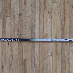 BAUER VAPOR HYPERLITE 2 GRIP HOCKEY STICK - RIGHT 87 FLEX P92 CURVE