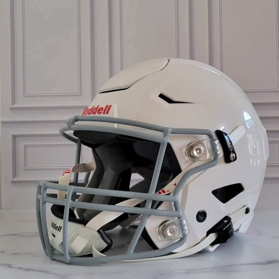 Youth New in Box White Riddell SpeedFlex Helmet Size Small