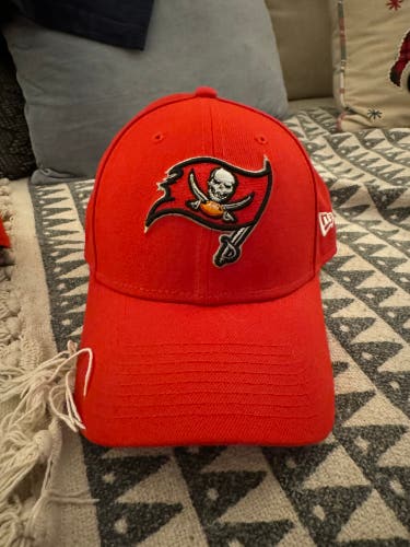 Tampa Bay Buccaneers New Era "9Forty" Adjustable Hat