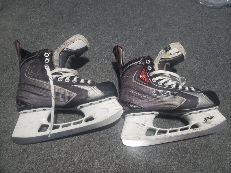 Senior Bauer Vapor X50 Hockey Skates Regular Width sz 8