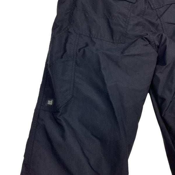 Y2K Nike ACG snow pants. Water resistant. High quality. Zip/snap