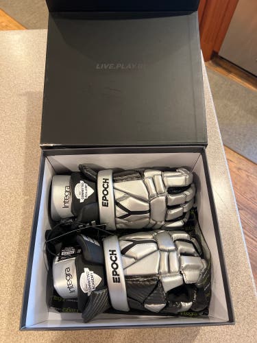 New Epoch 14" Integra Lacrosse Gloves