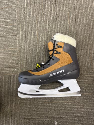 New Senior Bauer Size 8 Whistler Hockey Skates