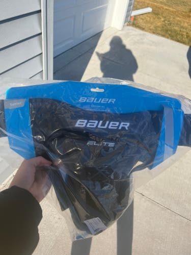 Bauer goalie Senior Jill