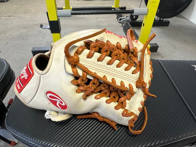 2022 Infield 11.75" Heart of the Hide Baseball Glove