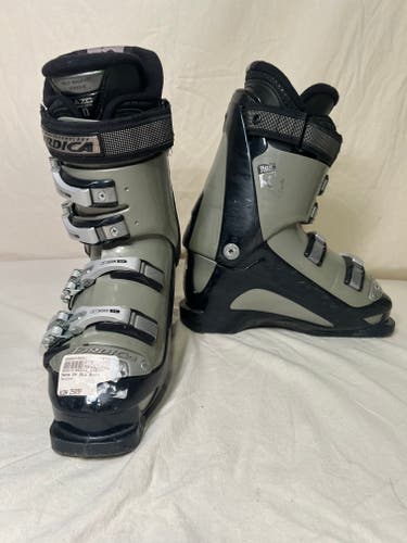 Men's Used Nordica Exopower Grand Prix ST Ski Boots Medium Flex