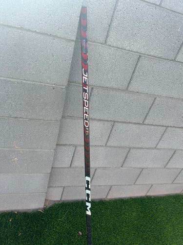 Intermediate Left Hand P28  JetSpeed FT5 Pro Hockey Stick
