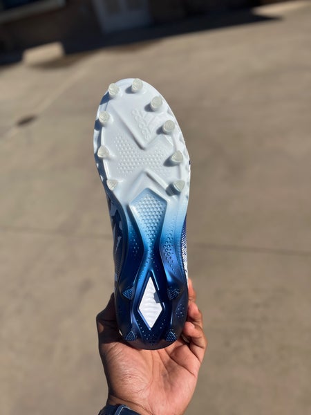 freak mid molded wide cleats