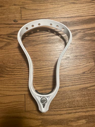 New Maverik Centrik Head