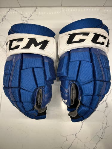 CCM Senior Hockey Gloves