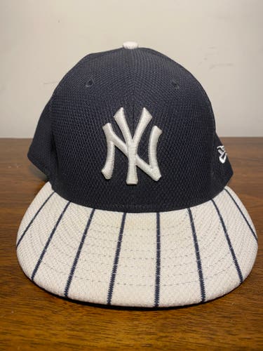 7 3/8 New York Yankees Used New Era 5950 Fitted Hat Batting Practice 2017