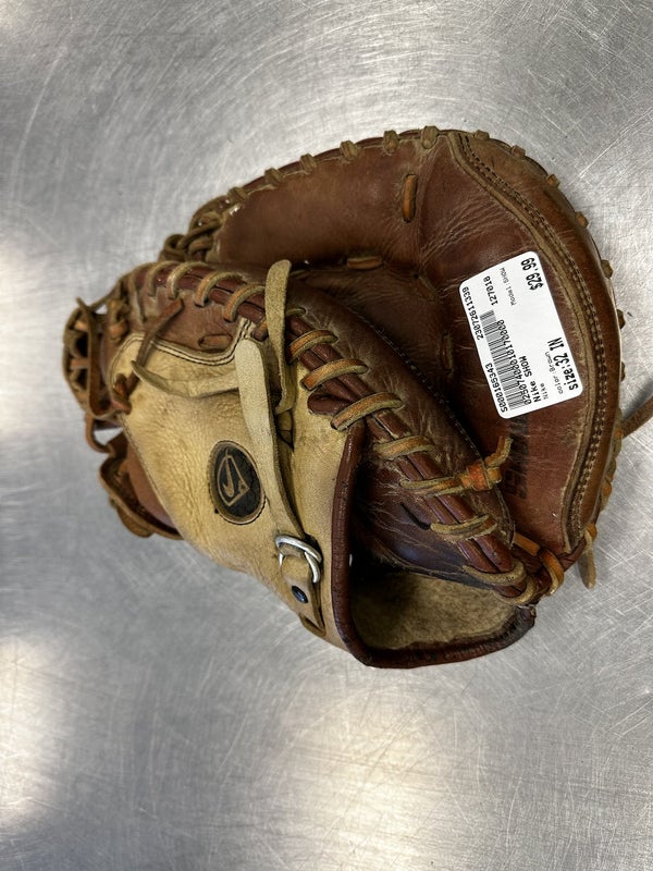 Nike Baseball Gloves & Mitts New and Used on SidelineSwap