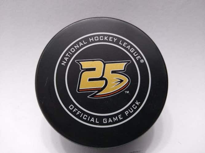 2018-19 Anaheim Ducks 25th Anniversary NHL OFFICAL HOCKEY GAME PUCK