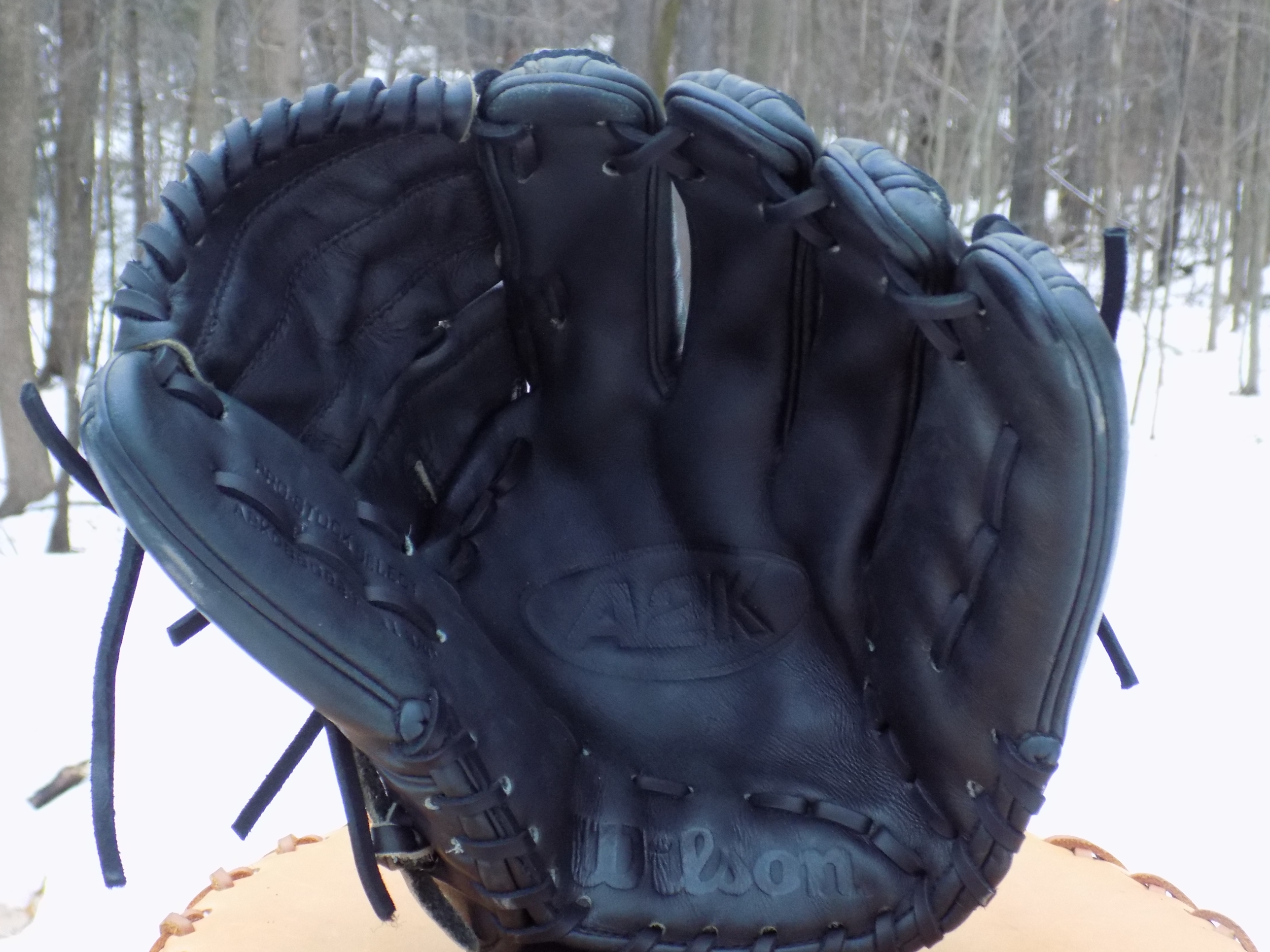 Used Wilson Pitcher's Right Hand Throw A2K Baseball Glove 11.75"