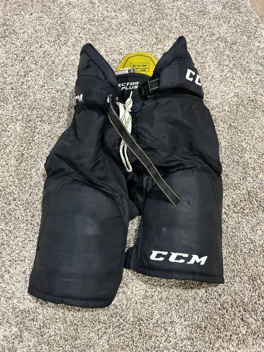 Junior XL CCM  Vector Plus Hockey Pants
