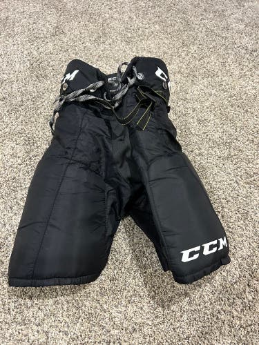 Junior Large CCM  Vector Hockey Pants
