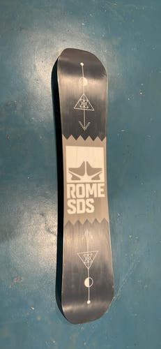 Men's  Rome SDS Without Bindings Soft Flex True Twin Mechanic Snowboard