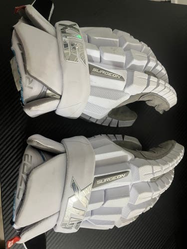 Nice Lacrosse Gloves