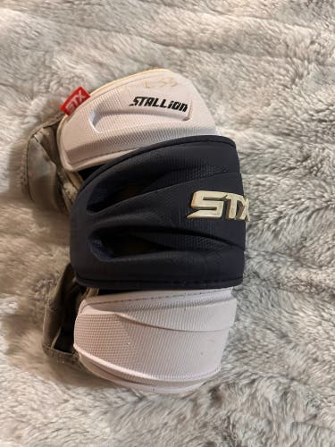 Used Large STX Stallion 200 Arm Pads