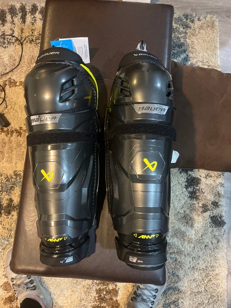 New Bauer 15" Supreme Mach Shin Pads