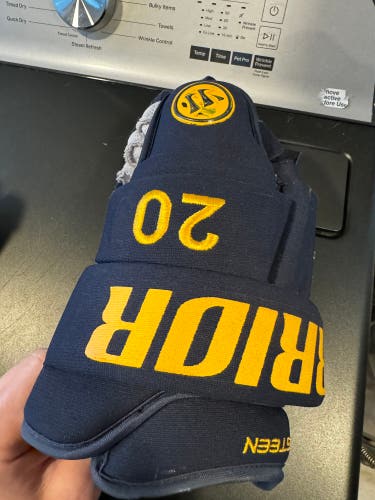Markov Right Glove Of Darkness