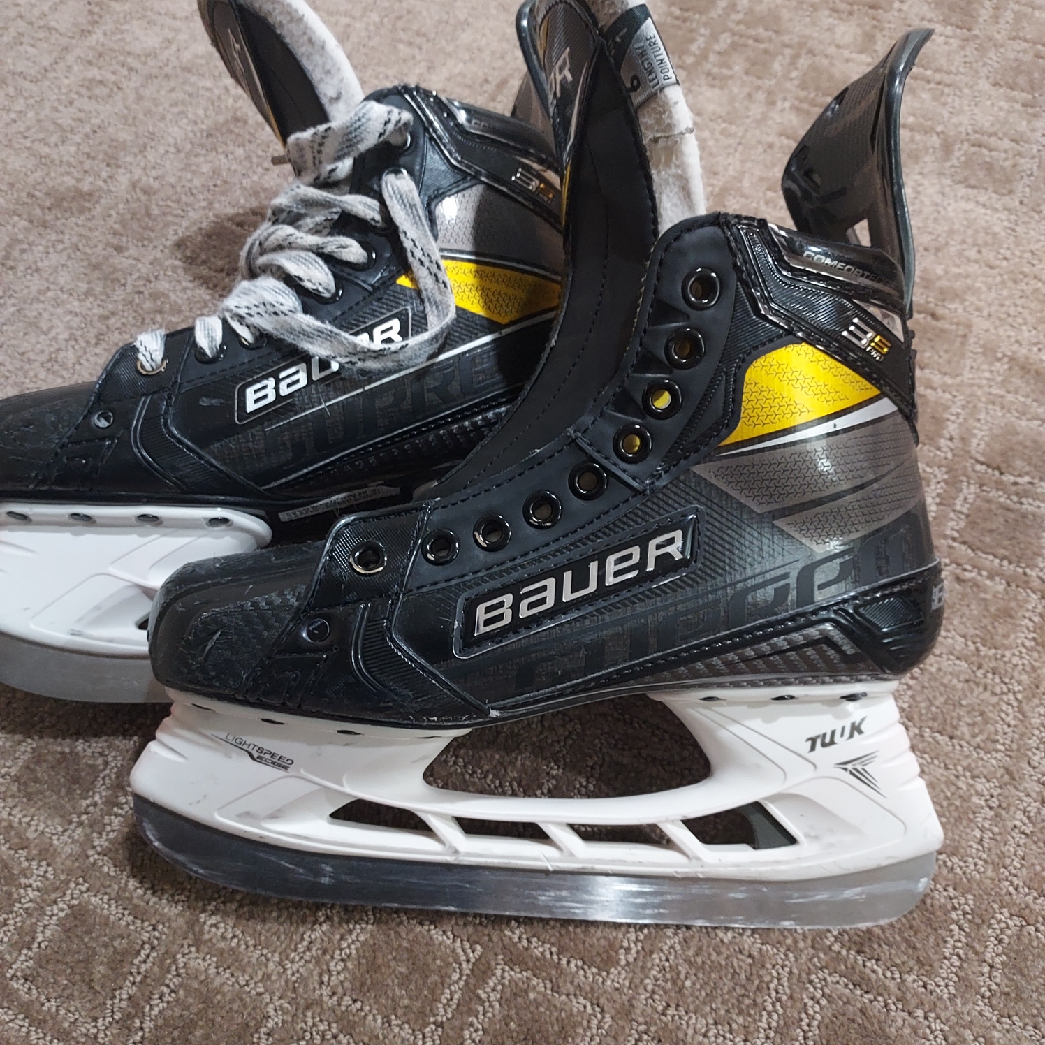 Junior Used Bauer Supreme 3S Pro Hockey Skates Fit 1 Size 6