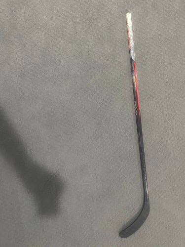 Cut 2 Inches Left Hand P92 Vapor Hyperlite Hockey Stick