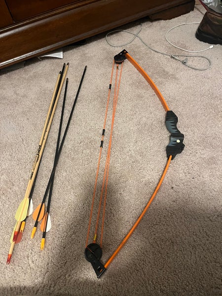 Bear Archery Spark Youth Compound Bow Set