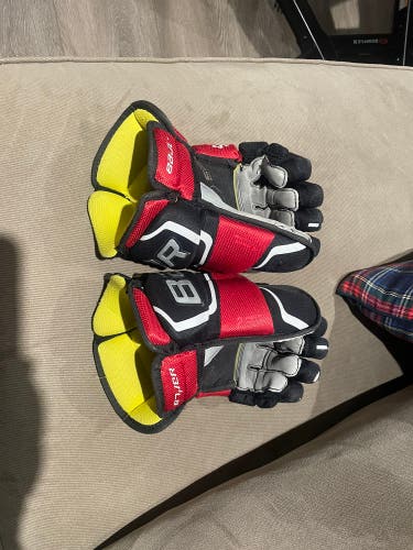 2s gloves Black And Red