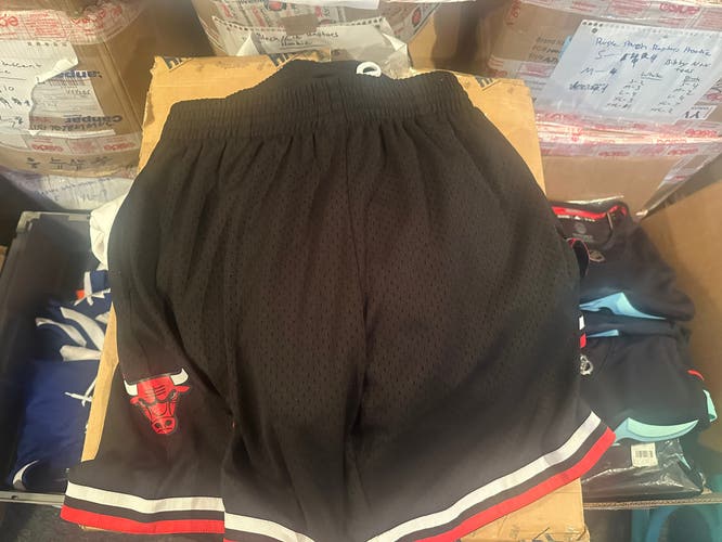 Chicago Bulls shorts by Mitchell & Ness NBA-NWT multiple sizes