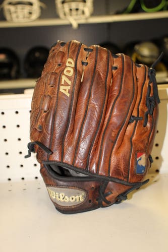 Used Left Hand Throw Wilson Infield A700 Baseball Glove 12"