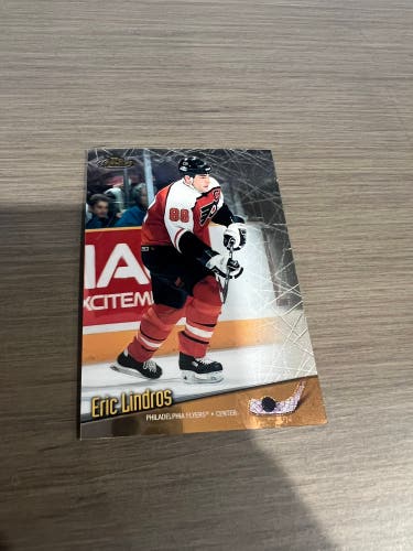 Topps Eric Lindros 1999 Philadelphia Flyers Hockey Card