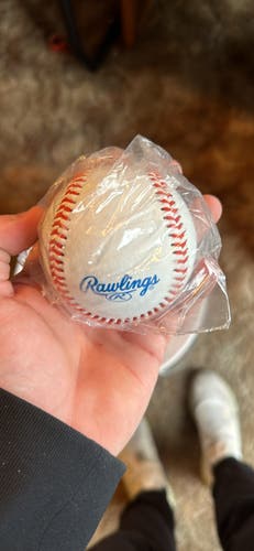 New Rawlings Official Major League Baseballs