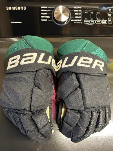 Phoenix Coyotes Pro Bauer Gloves