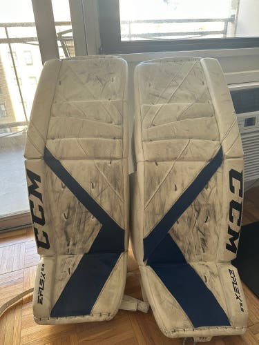 CCM 34” +2 Eflex 5.9 Goalie Leg pads. Used