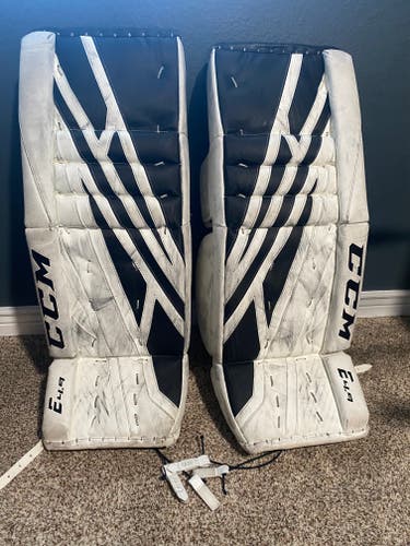 Used 31" CCM Extreme Flex E4.9 Goalie Leg Pads
