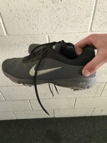 Size 9.5 (Women's 10.5) Nike Golf Shoes