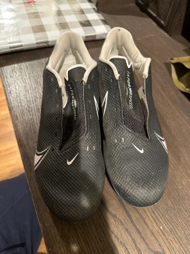 Unisex Molded Cleats Low Top Vapor Edge Speed 360