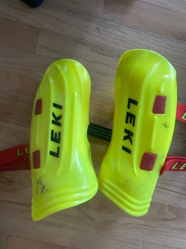Shin Guards Used Medium Leki Shin Guard