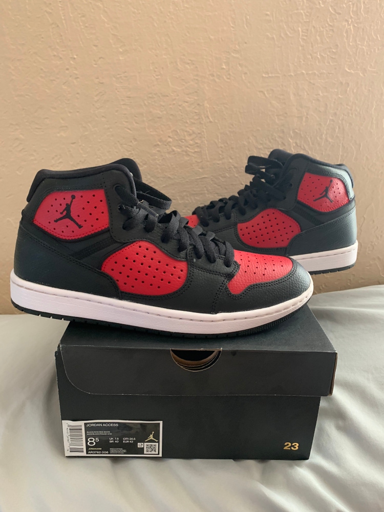 Air Jordan men’s size 8.5