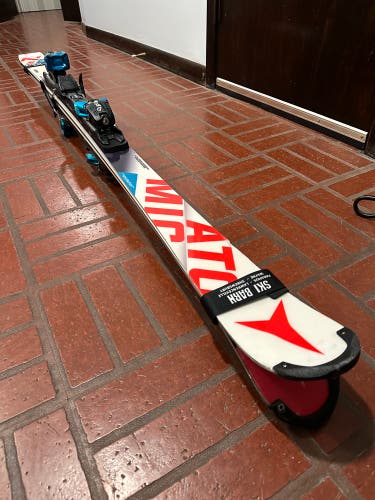 USED 2017 Atomic Redster S9 165 FIS w/ X12 Bindings